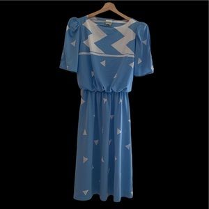 VINTAGE 80s Puff Sleeved Dress with Accent Buttons